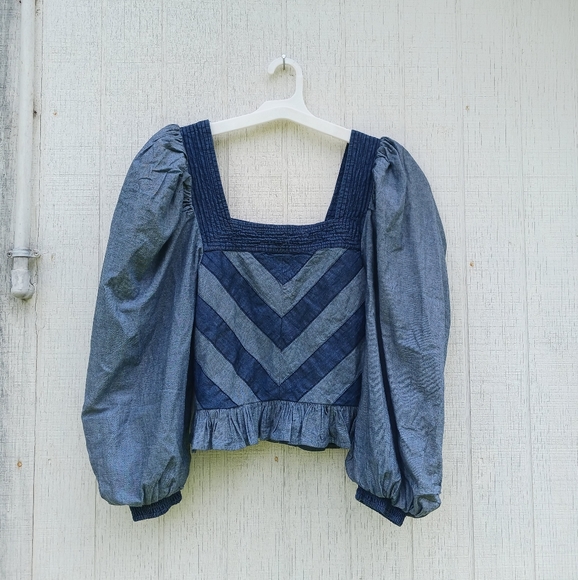 ANTHROPOLOGIE Love the Label Smocked Puff-Sleeve Denim Blouse Blue Top - SIZE M. - Picture 6 of 12